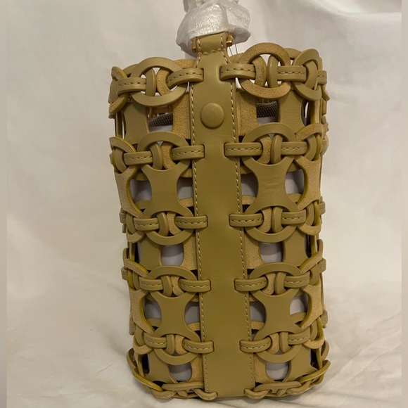 TORY BURCH MCGRAW DIE CUT SMALL BUCKET BAG - Picture 9 of 14